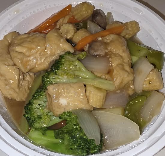 176. Mixed Vegetables with Bean Curd 什錦蔬菜豆腐